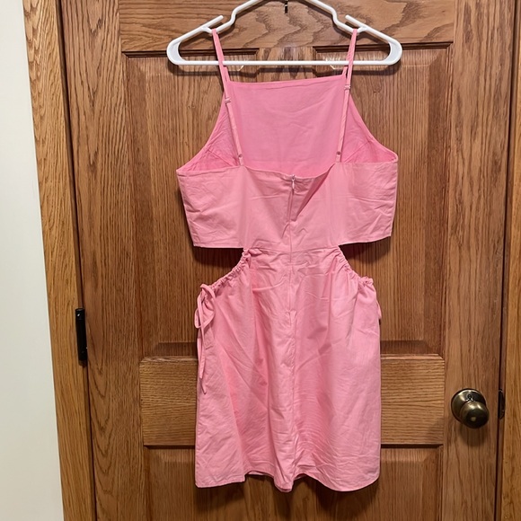 Le Lis Bubbglegum Pink Scrunch Open Side Dress - Picture 2 of 4